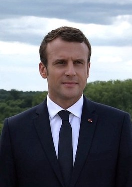 Emmanuel_Macron_(Versailles,_29_May_2017,_cropped)